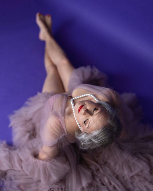 ✨ Wrapped in a little magic ✨#carolinafoto #tulle #valokuvausstudio #valokuvaamo #photography